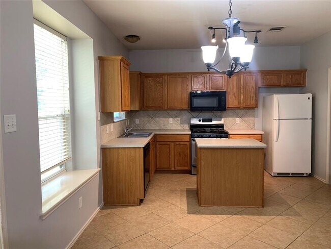 Building Photo - 3667 Spring Canyon Trail