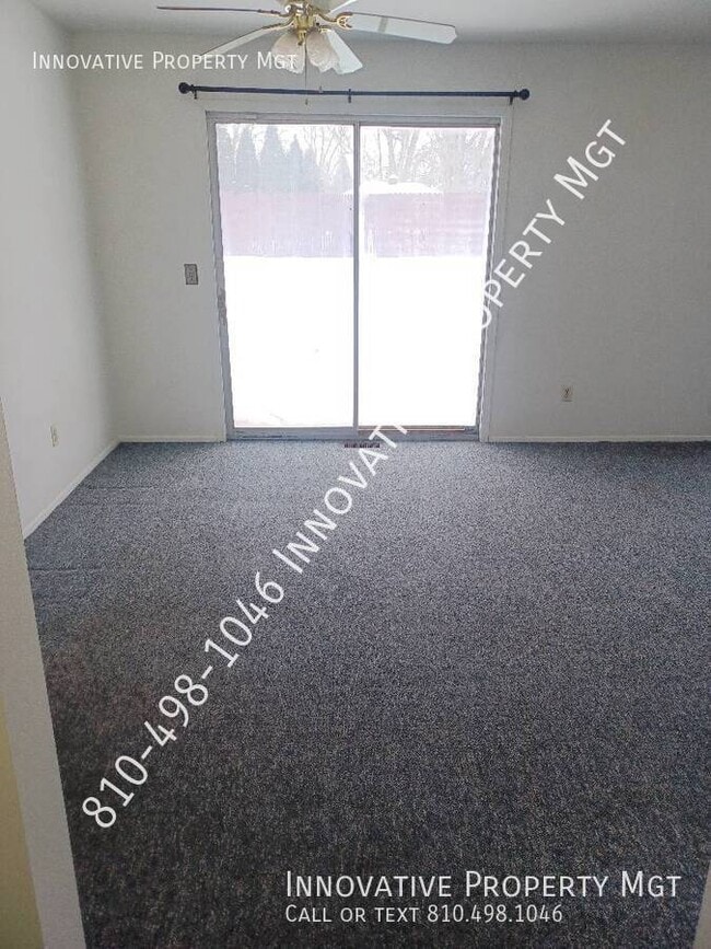 Building Photo - 6009 Holiday Gardens Dr