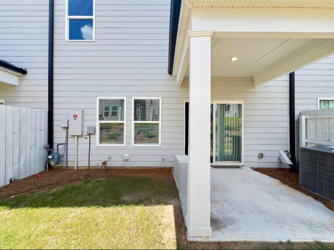 Building Photo - 1592 Villageside Ct
