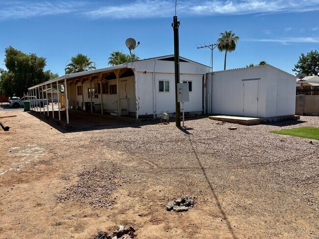 Building Photo - Great Deal on Quiet Mesa Home!