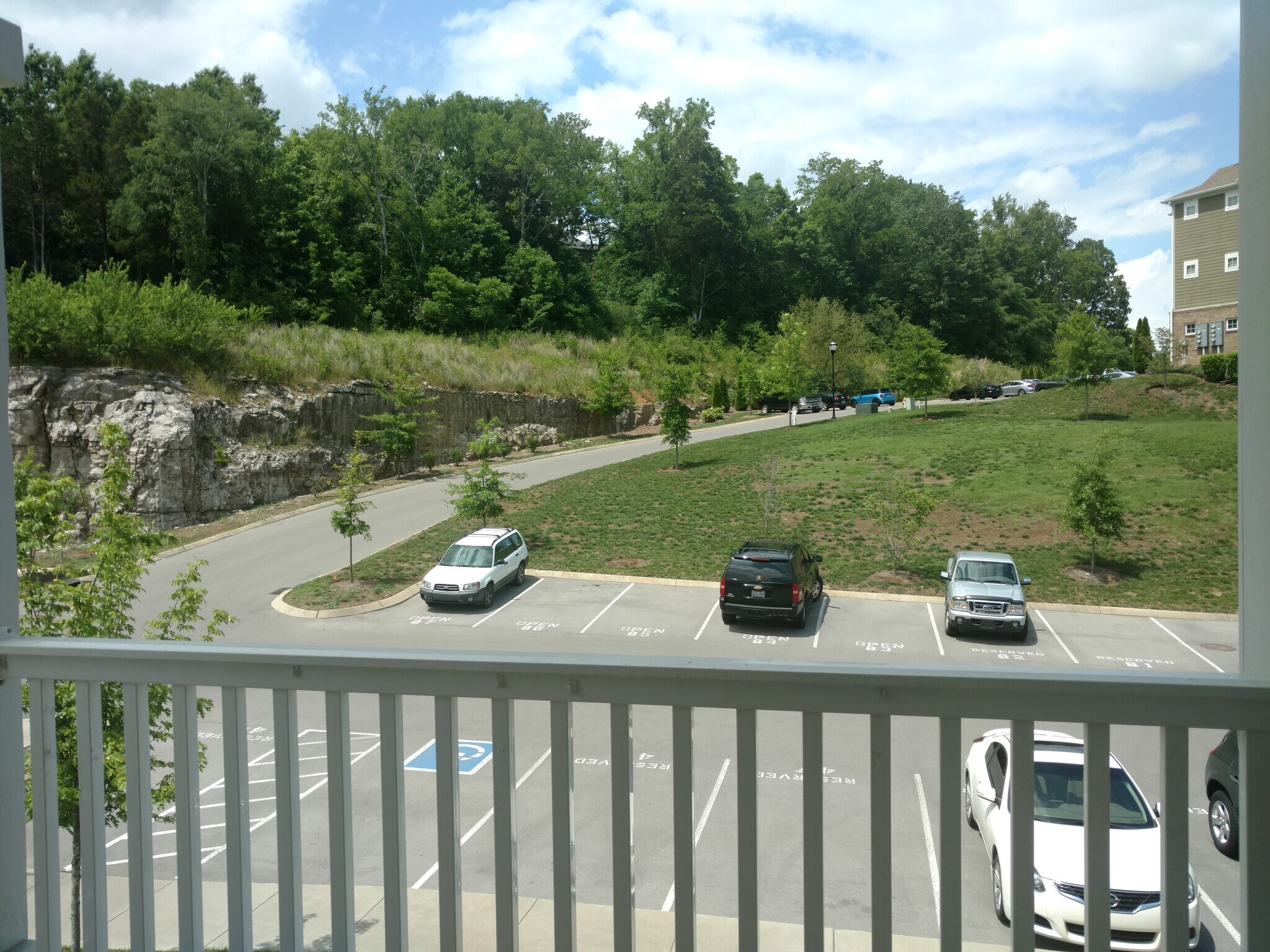 Building Photo - 8201 Lenox Creekside Dr