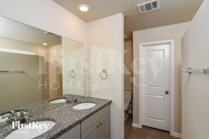 Building Photo - 1803 Morse Way