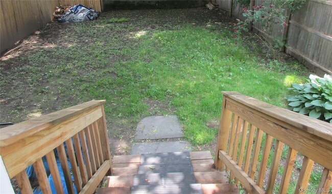 Building Photo - 77 Franklin St