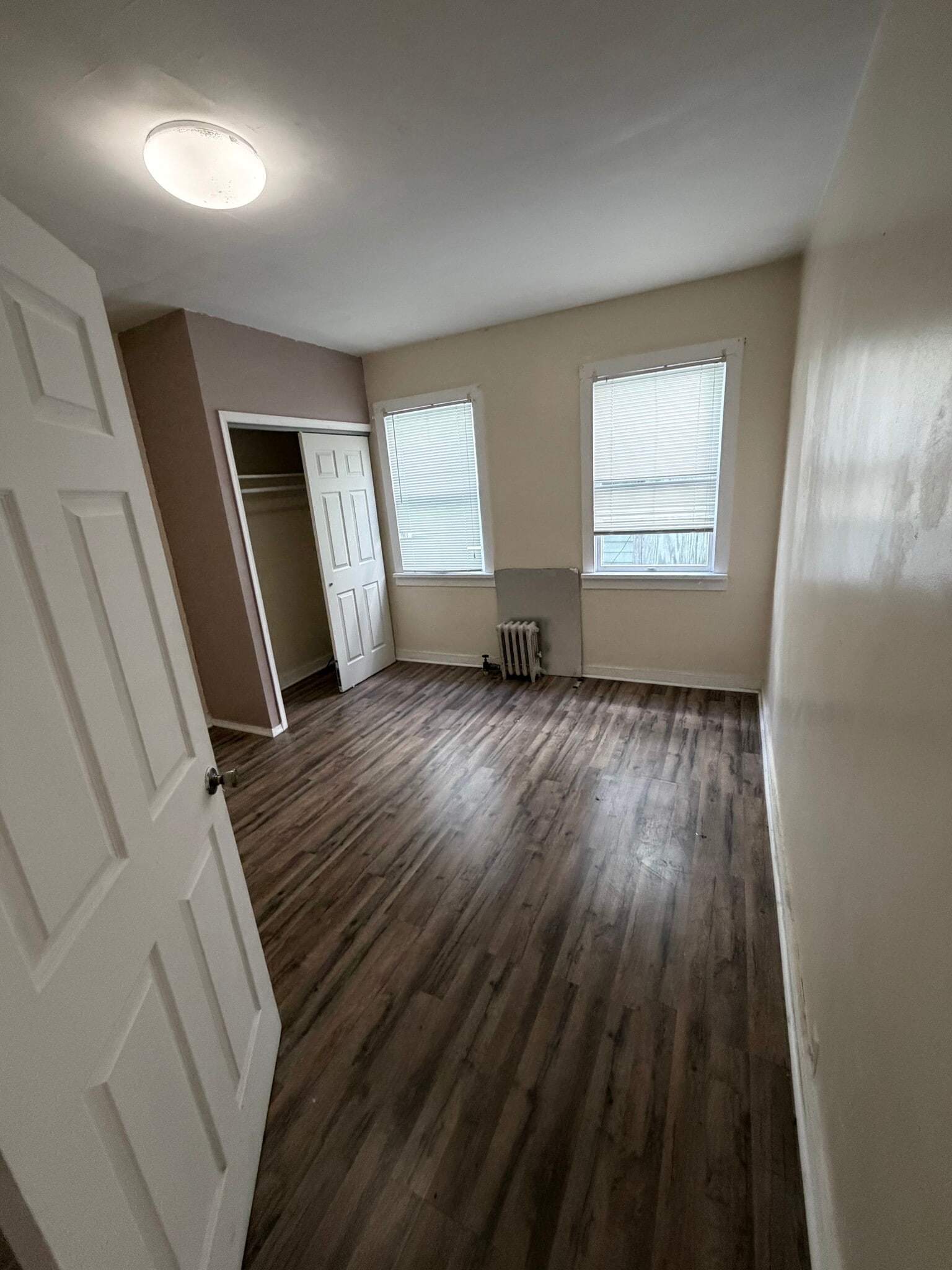 Building Photo - 349 Scott St