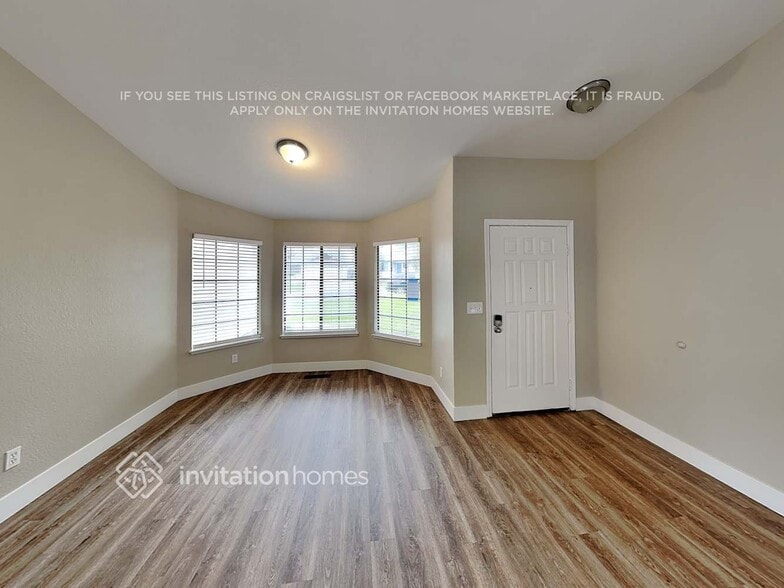 Building Photo - 449 Topsail Dr