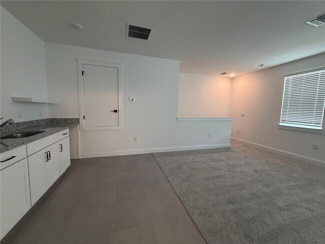 Building Photo - 12597 Clear Sapphire Dr