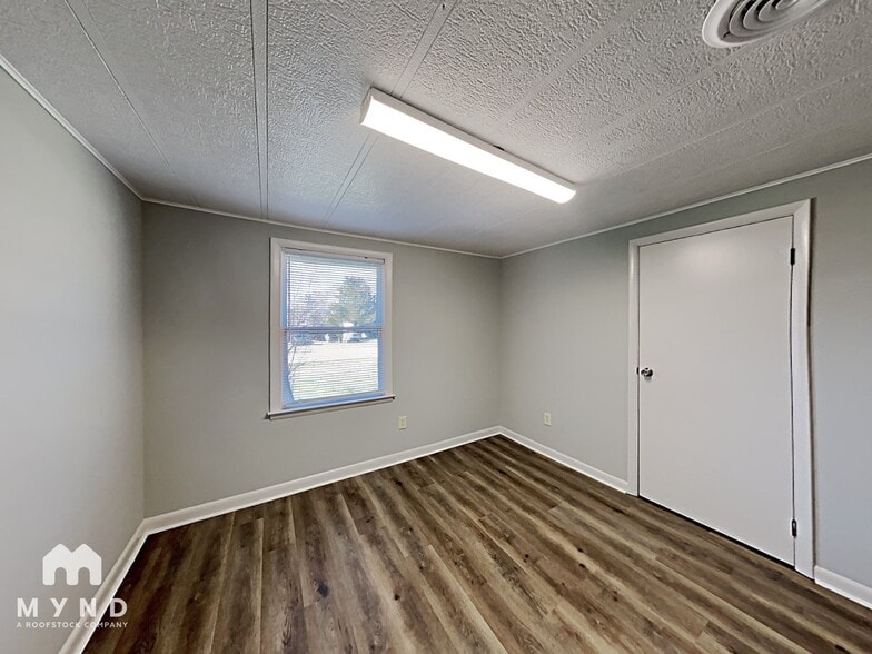 Building Photo - 1020 McDaniel Mill Rd SW