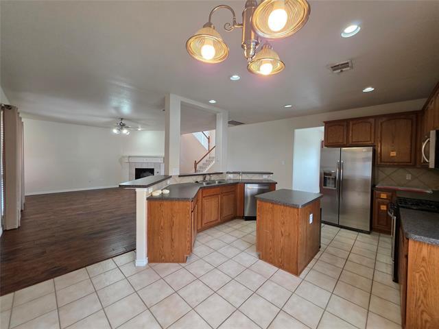 Building Photo - 1701 Balboa Ln