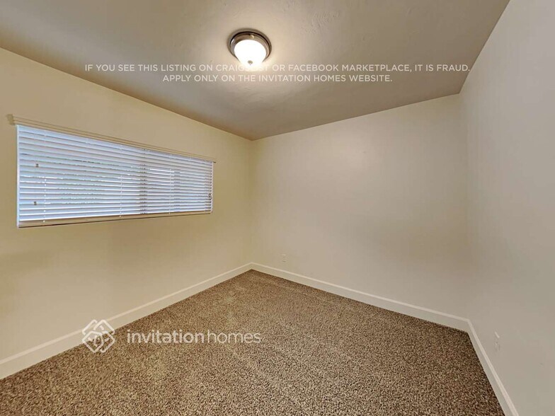 Building Photo - 6734 N 10th Ave