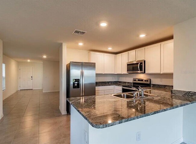 Building Photo - 649 Sunlit Coral St