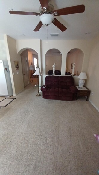 Building Photo - 3657 Parkridge Cir