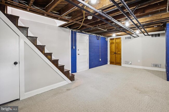 Building Photo - 1114 21st St S