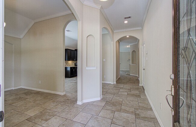 Building Photo - Spacious 4 Bed, 2 Bath Home Zoned to Tomball ISD