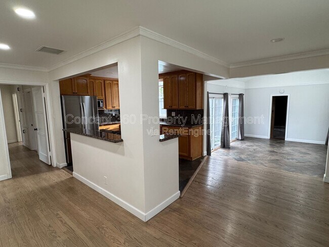 Building Photo - 1972 Fanwood Ave