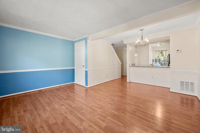 Building Photo - 8439 Lazy Creek Ct