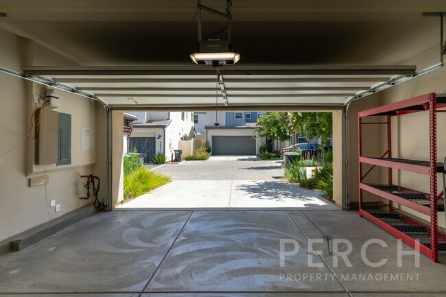 Building Photo - 24473 Sonieta Ct