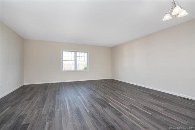 Building Photo - 27 Woodside Dr