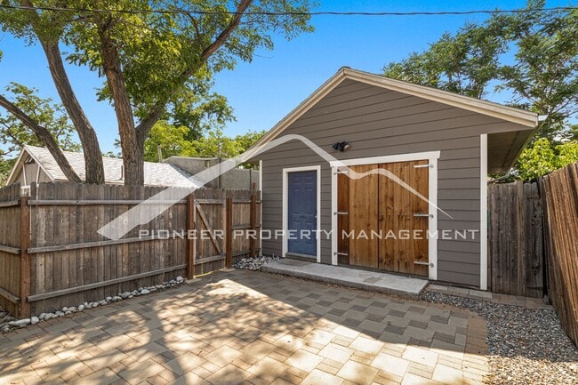 Building Photo - Spacious Bungalow with Private Backyard Near Sloan's Lake Neighborhood!