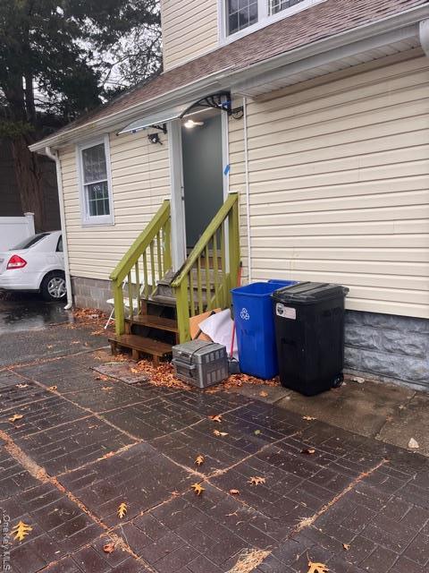 Building Photo - 49 Manor Rd