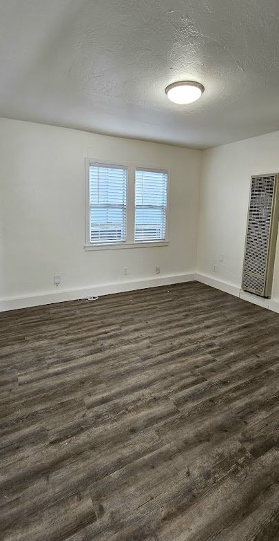 Building Photo - Updated 1 bed / 1 bath, conveniently located on the Westside, near the beach, UCSC & downtown