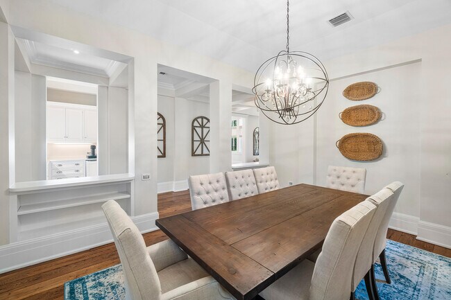 Building Photo - 16356 Bridlewood Cir