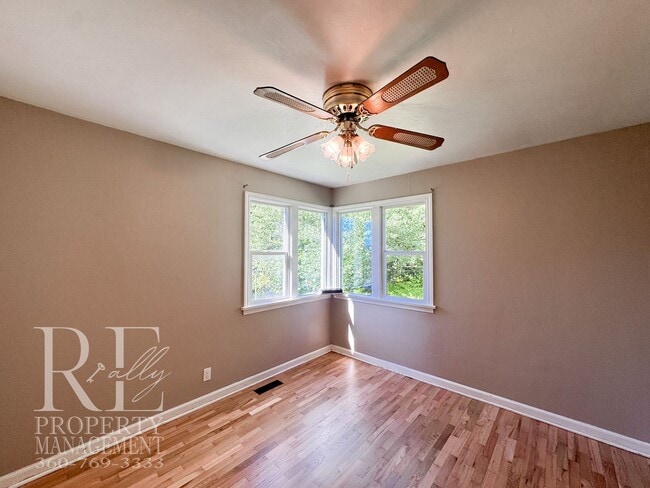 Building Photo - Timeless Charm Meets Comfort – 2-Bedroom Brick Home with Fireplace & Fenced Yard