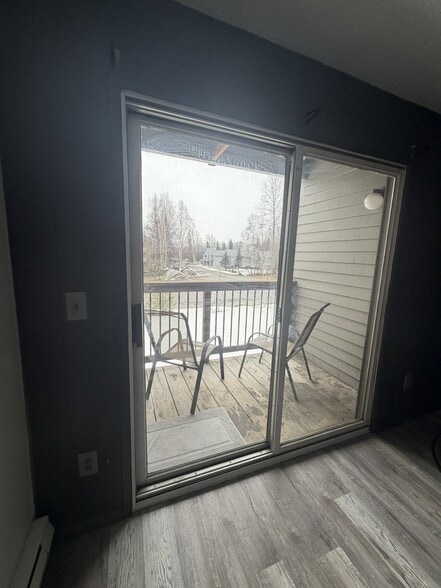 Building Photo - 4620 Reka Dr