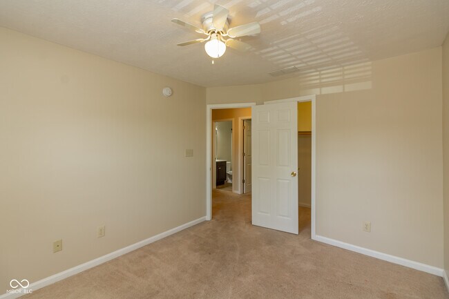 Building Photo - 4854 Oakleigh Pkwy