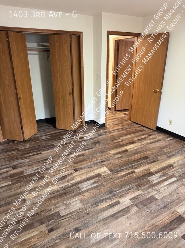 Building Photo - 1403 3rd Ave