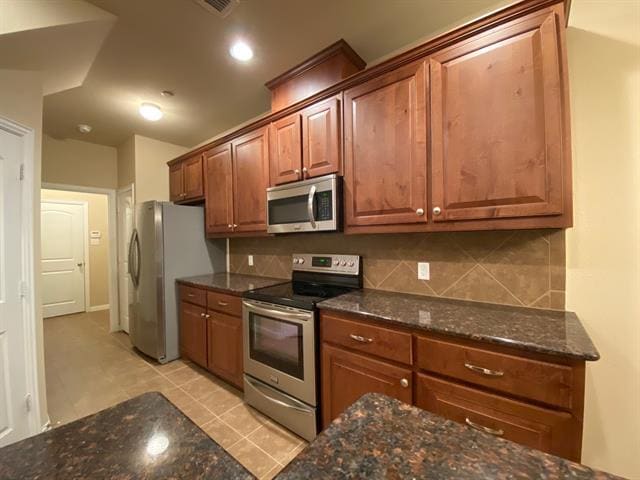 Building Photo - 255 Sherburne St