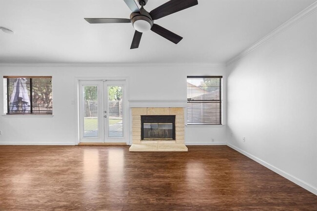 Building Photo - 12800 Meehan Dr
