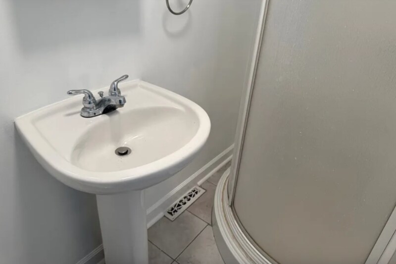 Building Photo - 108 Paxton Ave