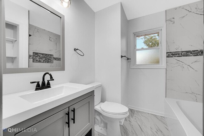 Building Photo - 7080 Delaware St