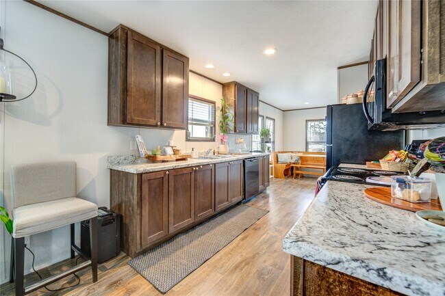 Building Photo - 17338 FM 1097