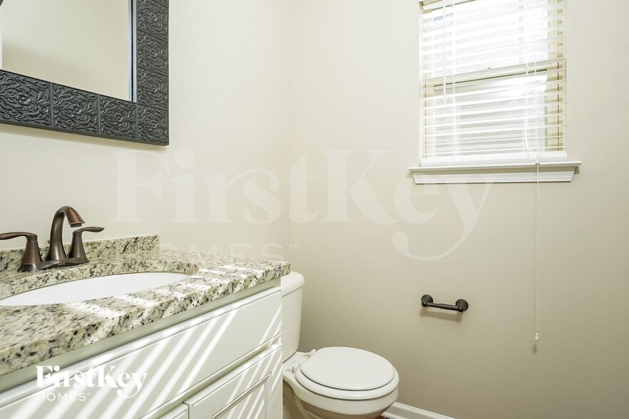 Building Photo - 2456 Bearded Iris Ln