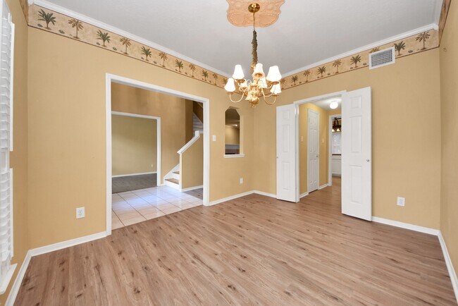 Building Photo - 23003 Governorshire Dr