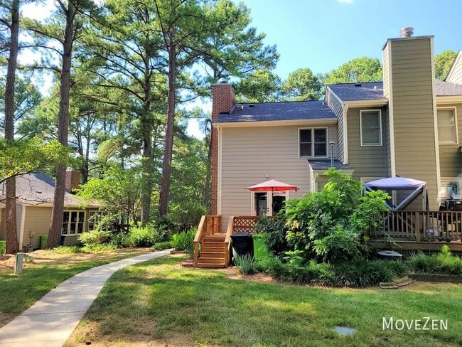 Building Photo - 5622 Darrow Dr