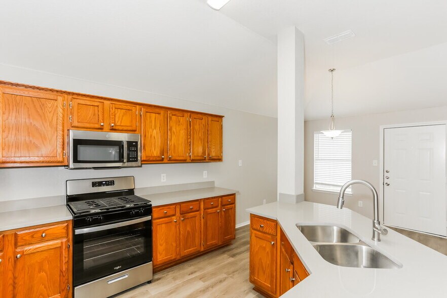 Building Photo - 8421 Prairie Rose Ln