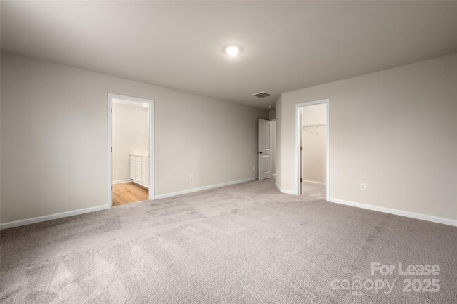 Building Photo - 108 Rock Ave