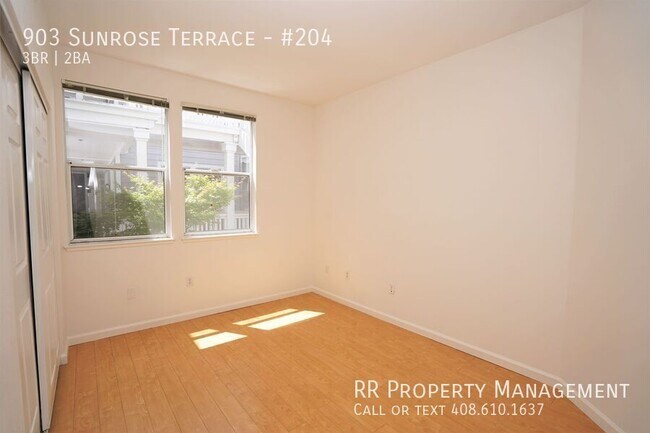 Building Photo - 903 Sunrose Terrace