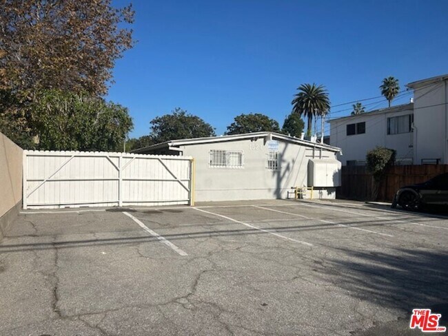 Building Photo - 1524 15th St