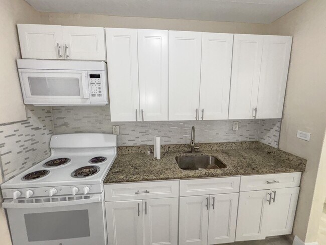 Building Photo - 3045 NW 68th St