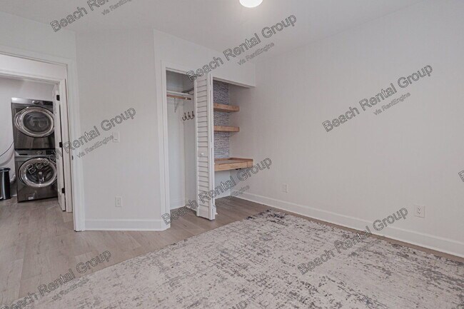 Building Photo - 4396 Baldwin Ave