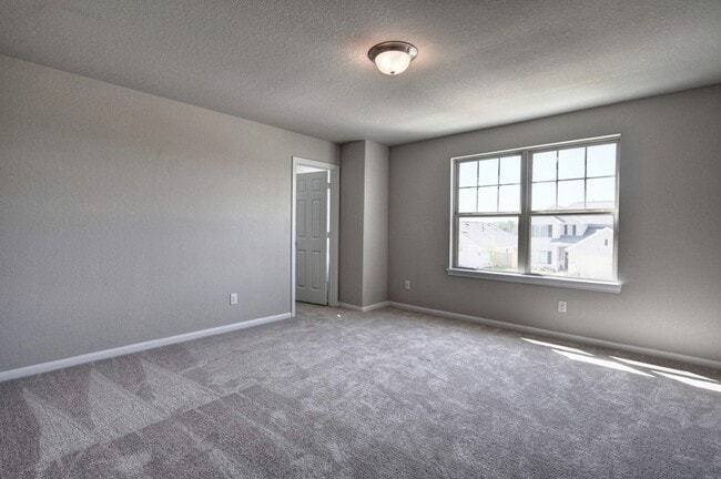 Building Photo - 2642 Blue Abbot Dr