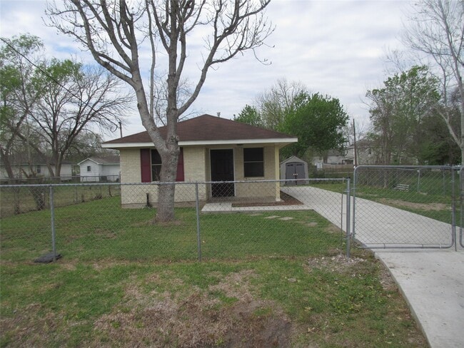 Primary Photo - 6601 Nielan