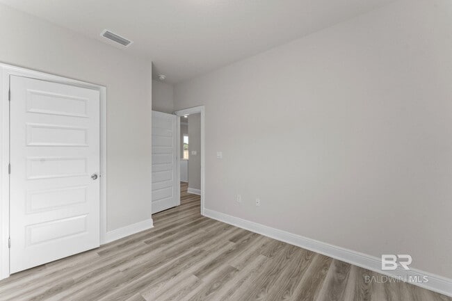 Building Photo - 16300 Tigris Dr