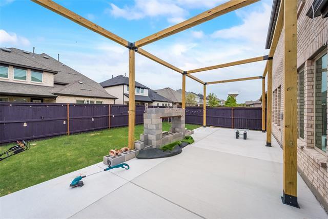 Building Photo - 2900 Evergreen Trail
