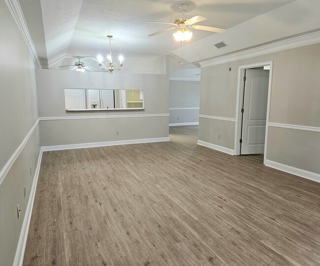 Building Photo - 230 Tall Timbers Rd
