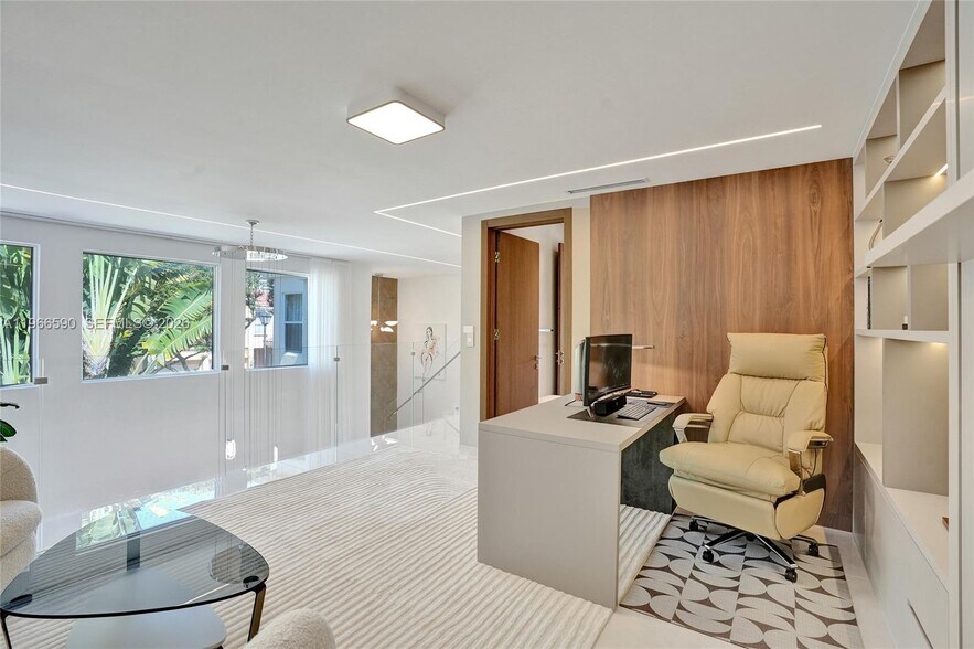 Building Photo - 20824 NE 37th Ave