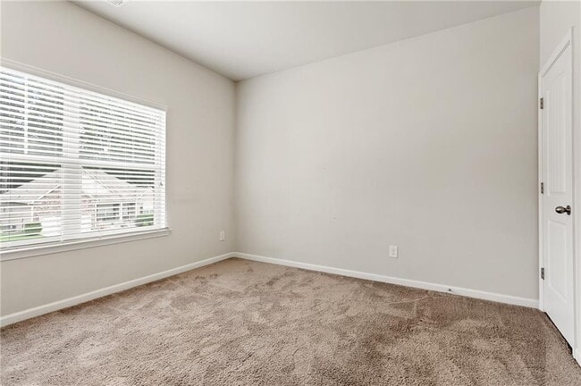 Building Photo - 256 Berkleigh Trails Dr